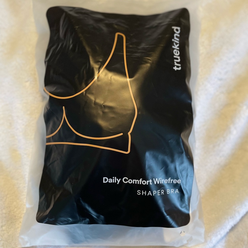 NWT TrueKind Daily Comfort Wirefree Shaper Bra